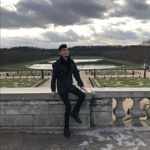 Meet your Posher, Joel